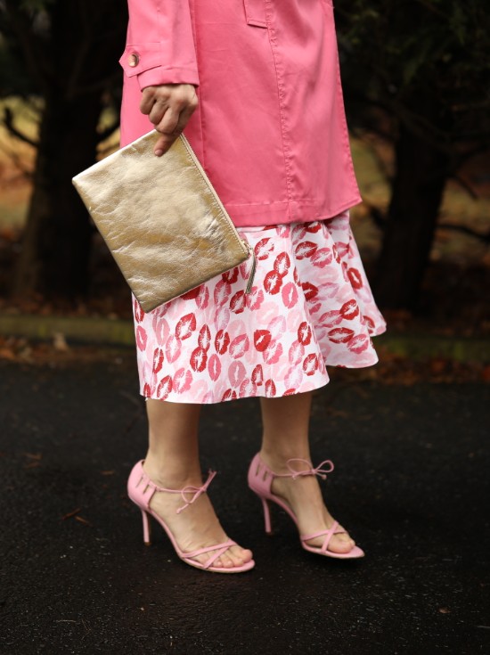 diy pink and red lipstick skirt